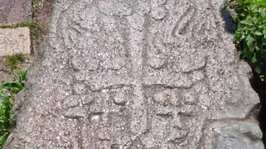 Van'da Bizans dönemine ait 2 kabartma taş stel ele geçirildi