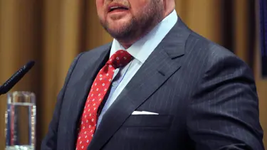 Koç, 40 yıl sonra babası gibi kaza yaptı