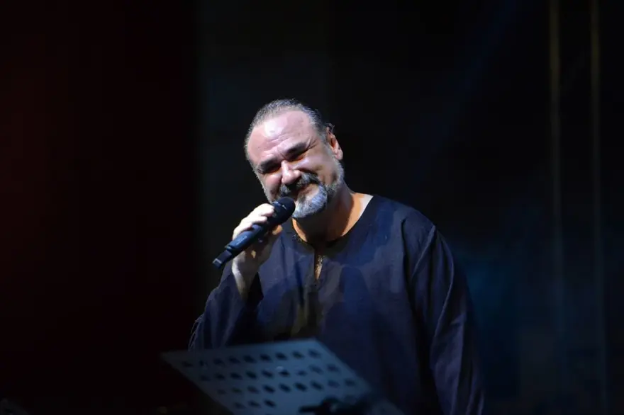 Hakan Aysev:Operayı kasabalara, köylere götürelim 6