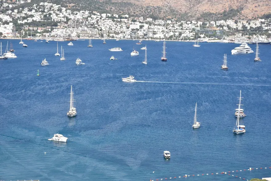 Bodrum mega yatları ağırlıyor 2