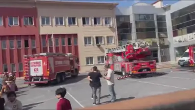 İstanbul Başakşehir'de okul kantininde yangın