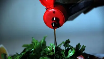 Nar ekşisi görünümlü narlı soslara yasak