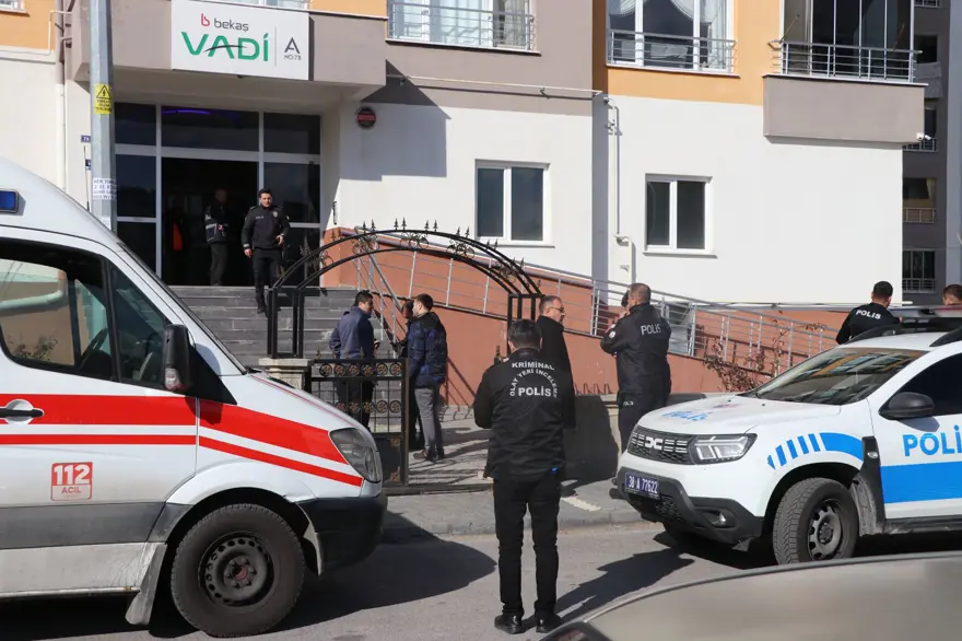 Kayseri'de hareketli dakikalar: 7 yaşındaki oğlunu vurup kendini eve kilitledi 1