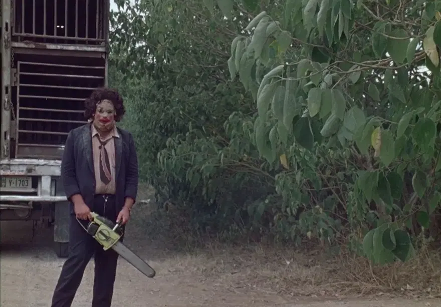 GUNNAR HANSEN 32 GUNNAR HANSEN 32