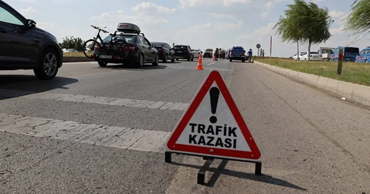 Adana'da trafik kazası: 2 yaralı