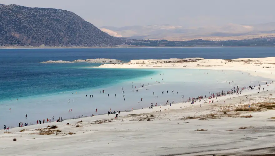 'Türkiye'nin Maldivleri' Salda Gölü'ne ziyaretçi akını: 600 bin turist ağırladı 8