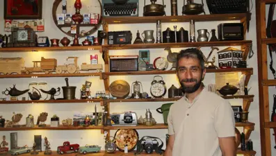 Babasından kalan dükkanı müzeye dönüştürdü: Eşyalarla hatıralarını pekiştiriyor