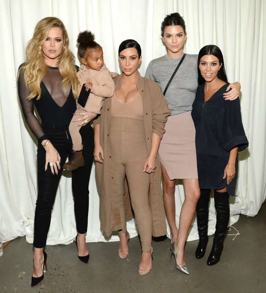 Kardashian- Jenner ailesi, kamera arkası ekip için 300 bin dolar harcadı 