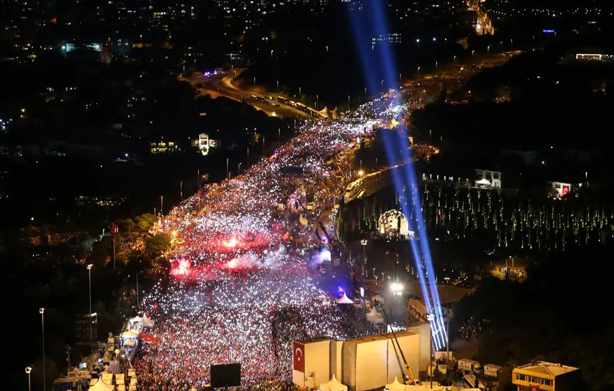 Köprüde Milli Birlik Yürüyüşü 57 Köprüde Milli Birlik Yürüyüşü 57