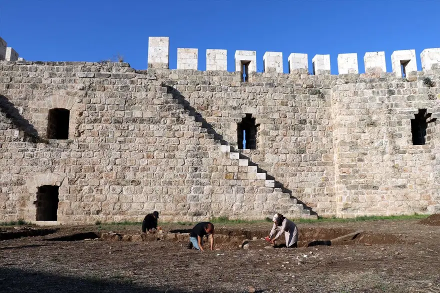 Tarihi Payas Kalesi ziyarete açılıyor 4