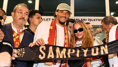 Leroy Sane, İstanbul'a geldi
