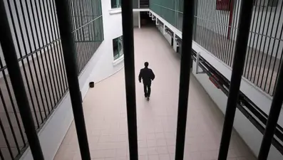 Cezaevinde para karşılığı uyuşturucu iddiası: Avukata 46 yıl hapis istemi