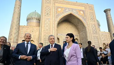 Özbekistan'a hakaret edenlerin ülkeye girişi yasaklanacak