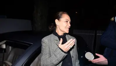 Hülya Avşar: Tektaşımı kendim aldım