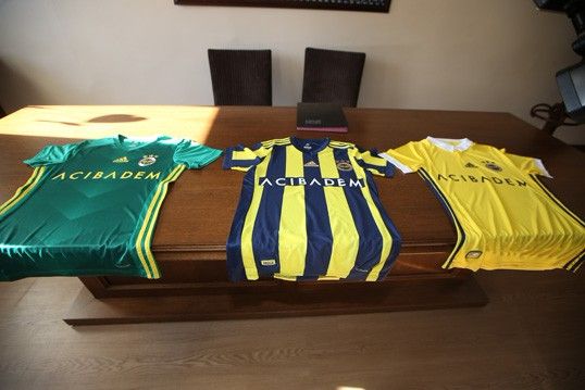 Fenerbahçe'nin yeni sponsoru Acıbadem