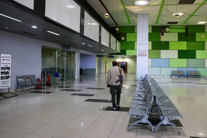 Şam Havalimanı açıldı: İlk uçuş Halep'e yapıldı 