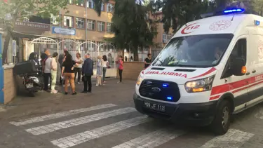 Okulda gıda zehirlenmesi: 32 öğrenci hastaneye kaldırıldı