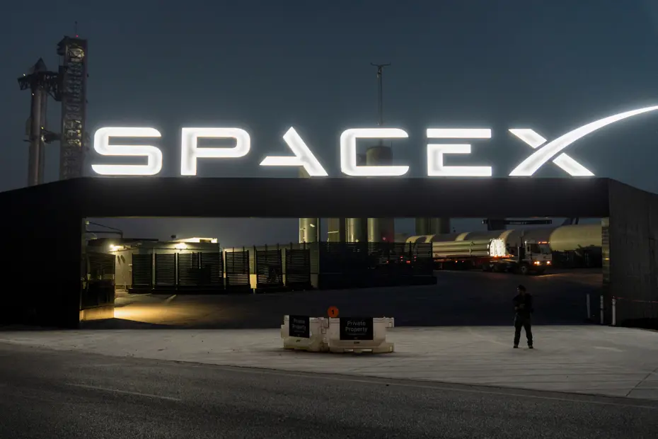 SpaceX ortaklarından sıra dışı talep: 
