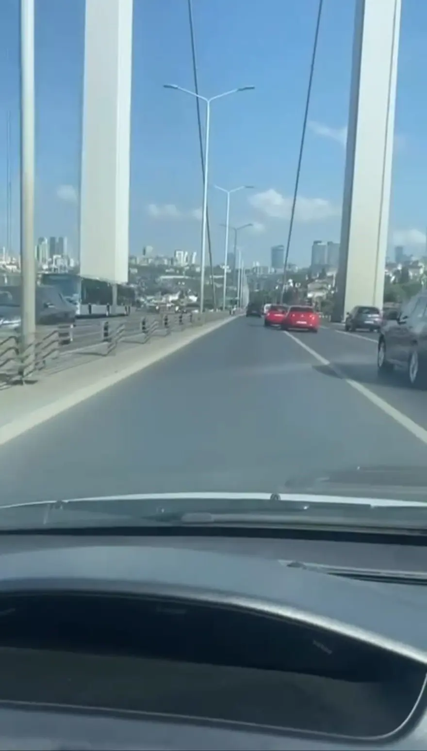 15 Temmuz Şehitler Köprüsü üzerinde sürücülerin tehlikeliinatlaşması 2