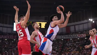 EuroLeague: Anadolu Efes, deplasmanda Olympiakos'a farklı yenildi