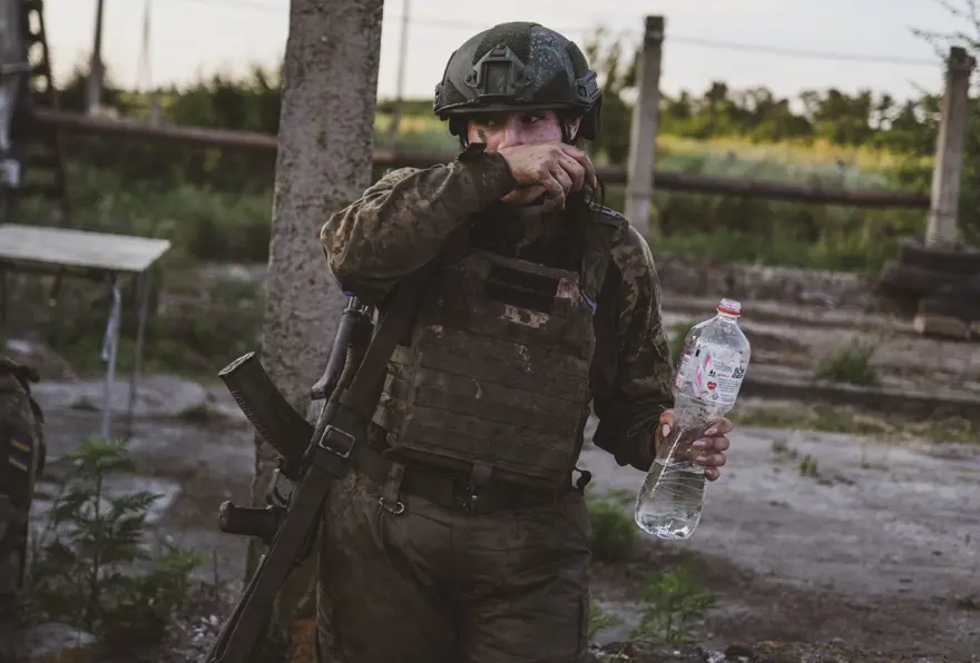 Ukraynalı kadınlar cephede görev almak için hazırlık yapıyor 49 Ukraynalı kadınlar cephede görev almak için hazırlık yapıyor 49