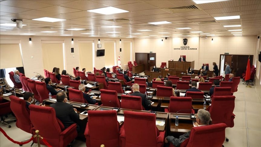 KKTC'de koalisyon göreve başlamadan dağıldı