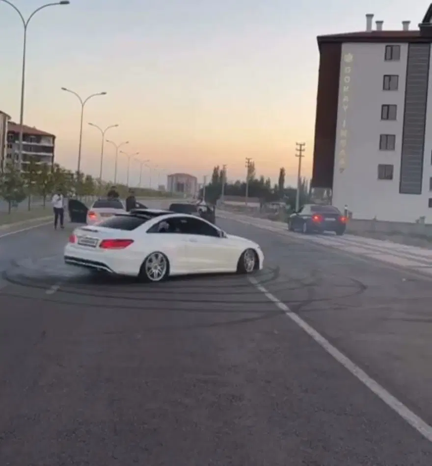 Düğün konvoyunda drifte 20 bin lira ceza 1