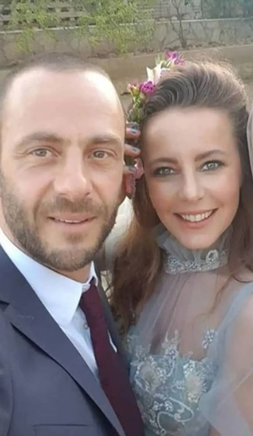 Vildan Atasever ile Erkan Akdemir nişanlandı 2 Vildan Atasever ile Erkan Akdemir nişanlandı 2