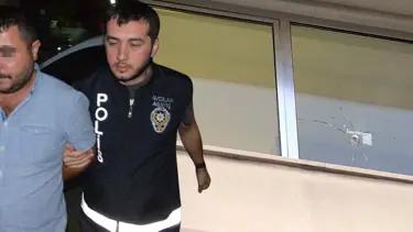 Bankaya ateş eden işportacı gözaltına alındı
