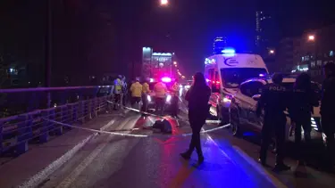 Şişli'de feci kaza: Bariyerlere çarpan motosiklet sürücüsü hayatını kaybetti