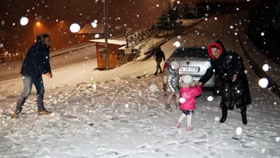 Erzurum beyaza büründü