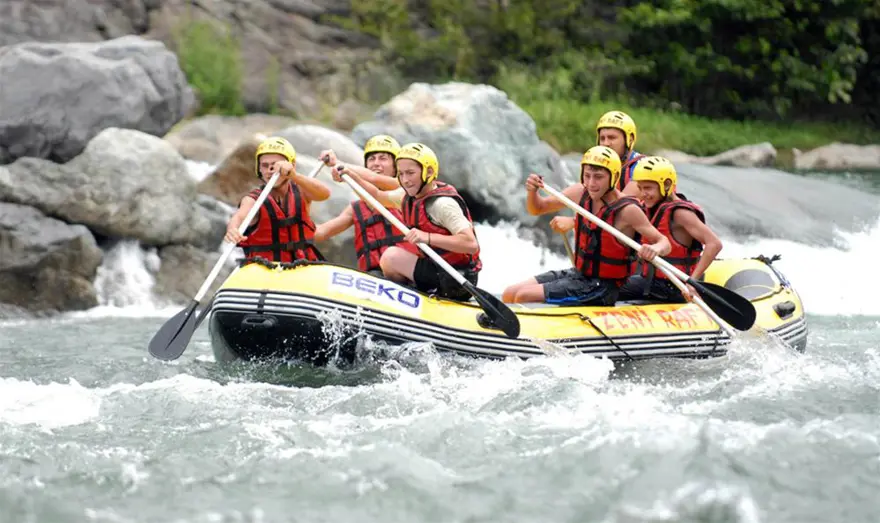 Karadenizli nineler rafting yaptı 6