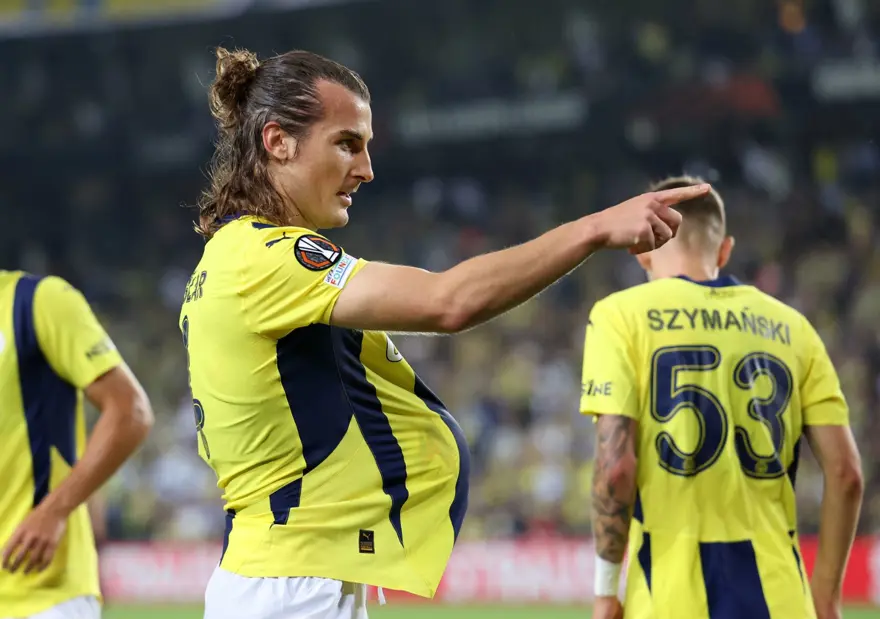 Fenerbahçe Avrupa Ligi'ne galibiyetle başladı: Kadıköy'de 3 gol 2 kırmızı kart! 28