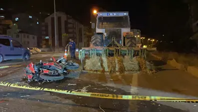 Traktöre çarpan motosikletin sürücüsü öldü