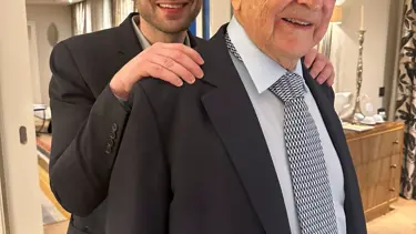 George Soros 25 milyar dolarlık serveti oğluna devrediyor