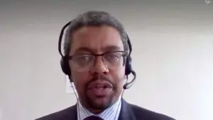 Galler’de Zoom toplantısında mikrofonu kısmayı unutan Sağlık Bakanı, milletvekiline küfretti