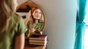 Uzmanlar en çekici özelliği açıkladı: Güzelliğiniz ya da zekanız değil!