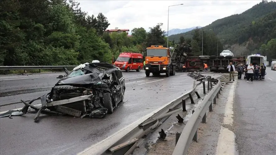 Araç sahipleri dikkat... "Başıma gelmez" demeyin... 46 farklı kaza senaryosu belli oldu 