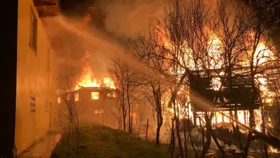 Kastamonu'da ev yangını: Anne ile kızı hayatını kaybetti