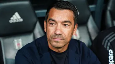 Giovanni van Bronckhorst: Ajax'a zor anlar yaşatacağız