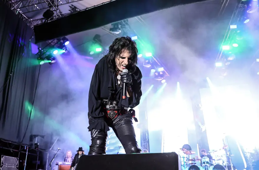 Johnny Depp'li Hollywood Vampires grubu İstanbul'da konser verdi 26