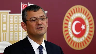 CHP'nin yeni genel başkanı Özgür Özel kimdir?