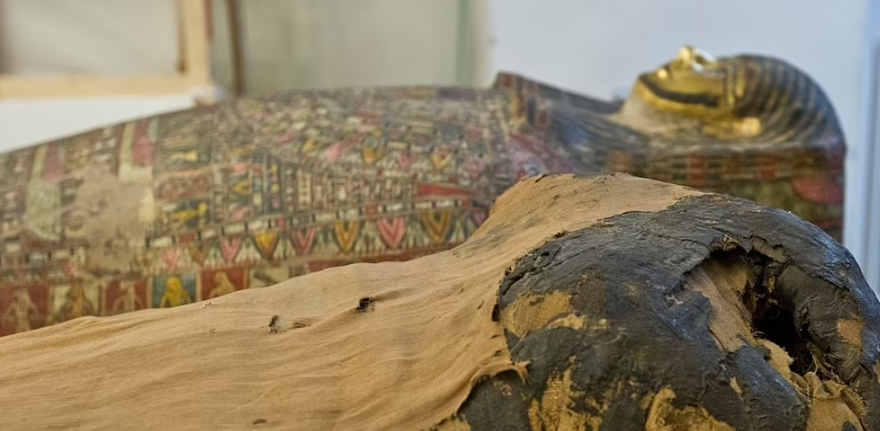 HAMİLELEĞİNİN 28. HAFTASINDA ÖLDÜ 1