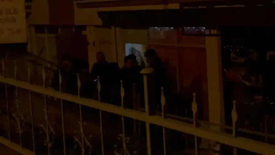 Husumetlisini öldürüppolise teslim oldu 