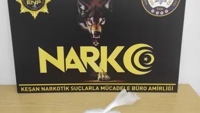 Edirne'de uyuşturucuya 2 tutuklama