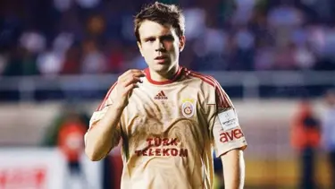 Misimovic futbolu bıraktı