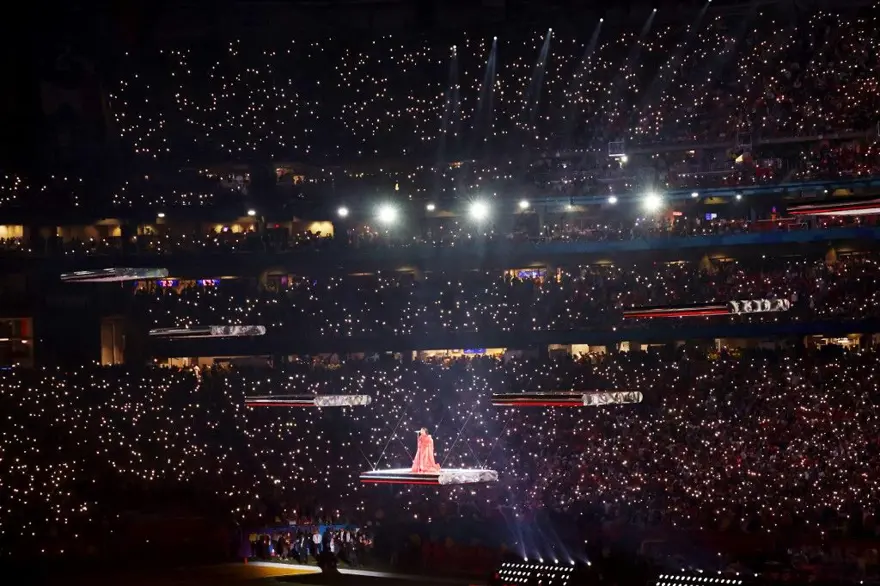 DEPREMZEDELER İÇİN YARDIM ÇAĞRISI YAPILDI 6