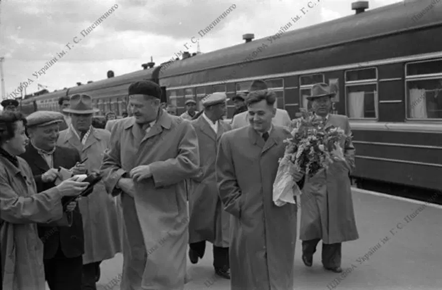 Ölümünün 59. yılında fotoğraflarla Nazım Hikmet 4 Ölümünün 59. yılında fotoğraflarla Nazım Hikmet 4