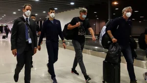 Sınır dışı edilen Novak Djokovic, Avustralya'ya 3 yıl giremeyecek Sınır dışı edilen Novak Djokovic, Avustralya'ya 3 yıl giremeyecek