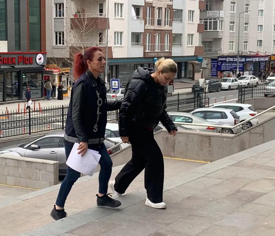 'Sahte doktor' Ayşe Özkiraz, hakim karşısına çıkıyor: İddianamede çarpıcı ayrıntılar 8